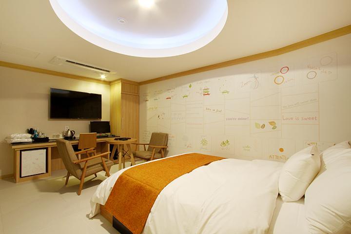 Suwon Orsay Business Hotel Bagian luar foto