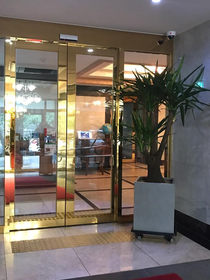 Suwon Orsay Business Hotel Bagian luar foto