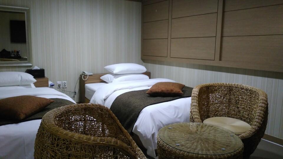 Suwon Orsay Business Hotel Bagian luar foto