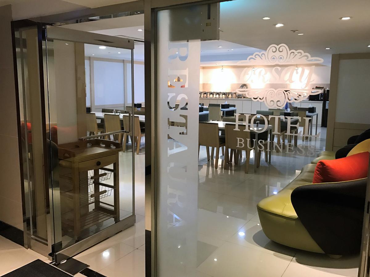 Suwon Orsay Business Hotel Bagian luar foto