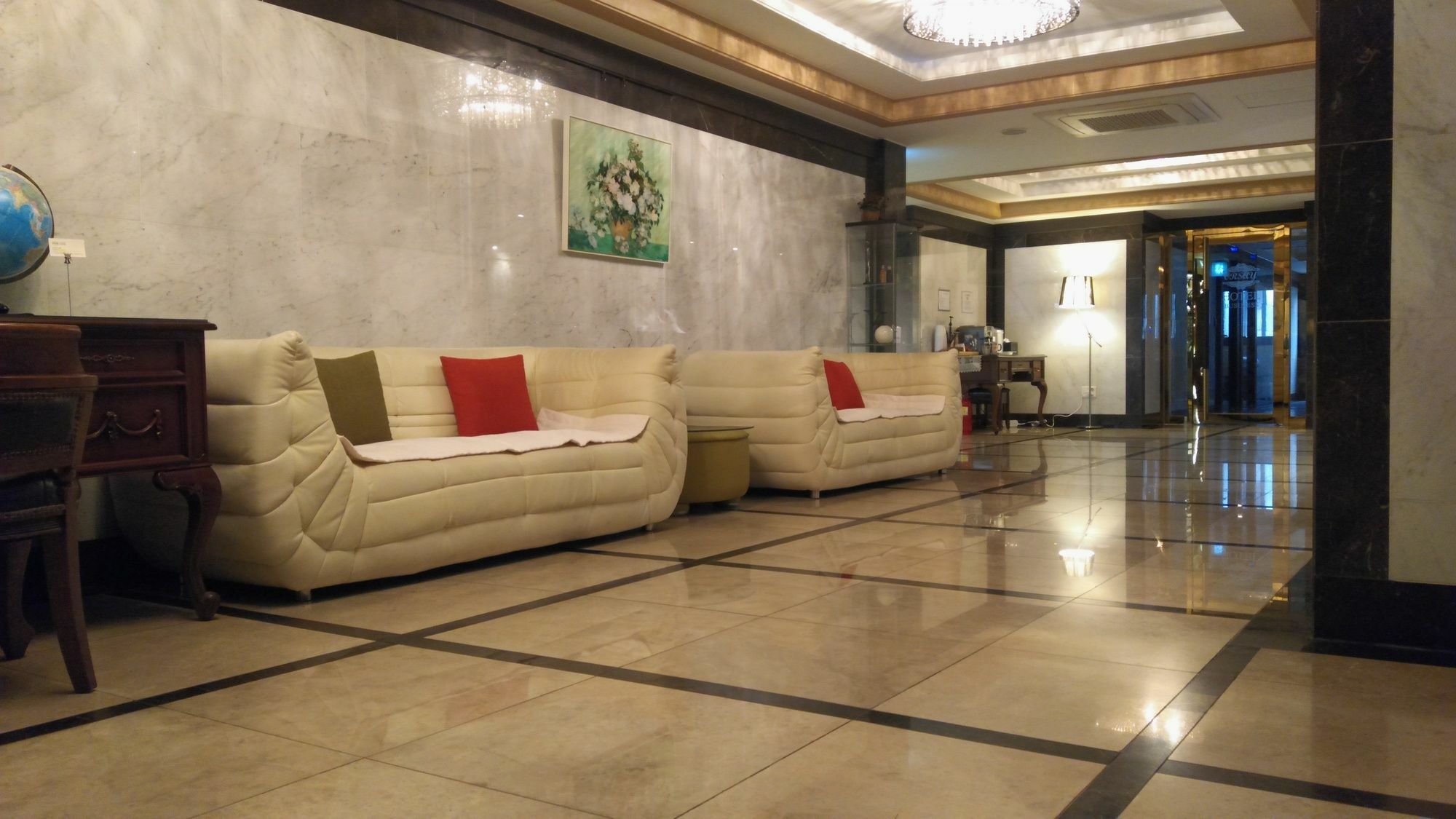 Suwon Orsay Business Hotel Bagian luar foto